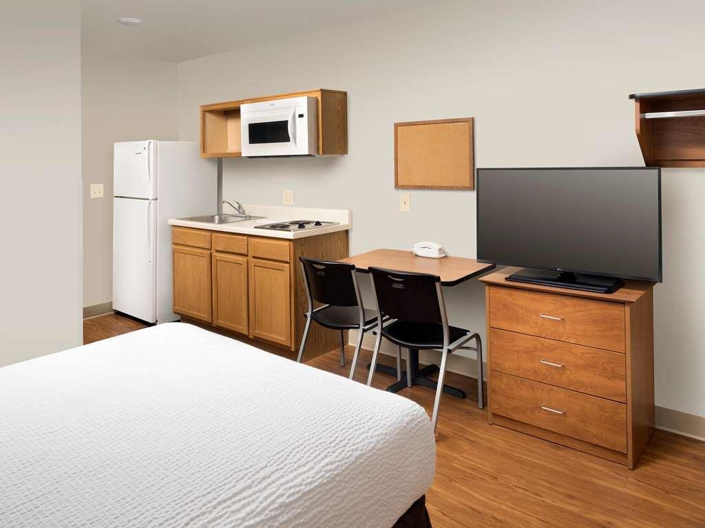 Extended Stay America Select Suites - Indianapolis - 格林伍德 客房 照片